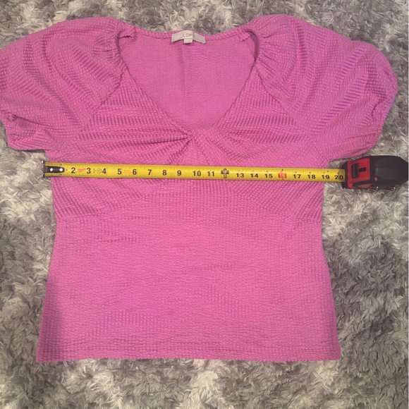 Women's Loft Short Sleeve Puff Top. Color is fuschia. Worn 1x. Size Large - Picture 11 of 12